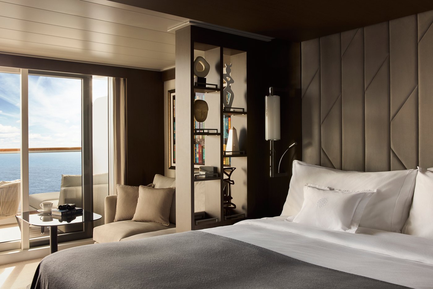 Ocean Terrace Suite presentata da Explora Journeys per EXPLORA I